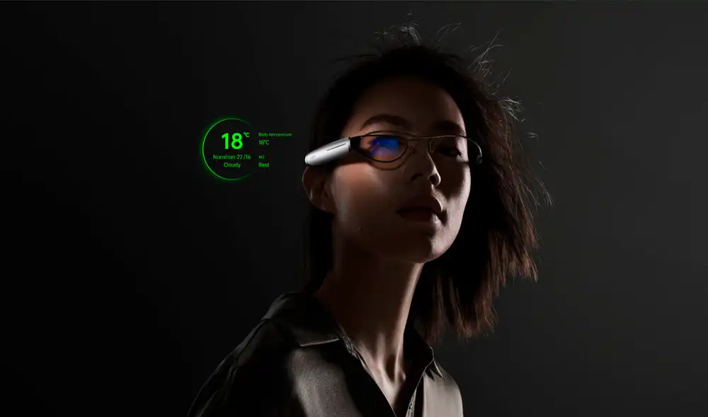 Las Oppo Air Glass son un dispositivo que se encaja a la patilla de nuestras gafas. Foto: Oppo