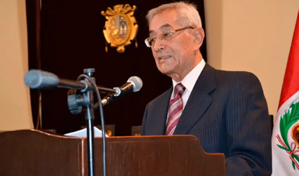 Oswaldo Zegarra señaló que iniciarán acciones de inconstitucionalidad por el golpe a la reforma universitaria. Foto: Sunedu