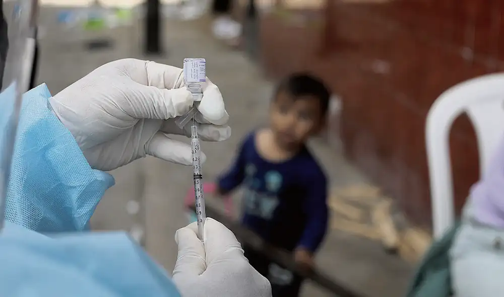 Avance. Se espera que se empiece a vacunar a los menores para que el 100% de colegios abran seguros. Urge recuperar aprendizajes perdidos por la pandemia. Foto: La República Avance. Se espera que se empiece a vacunar a los menores para que el 100% de colegios abran seguros. Urge recuperar aprendizajes perdidos por la pandemia. Foto: La República