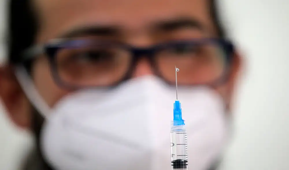 En Chile casi 15 millones de personas han completado el ciclo de vacunación contra la COVID-19. Foto: AFP