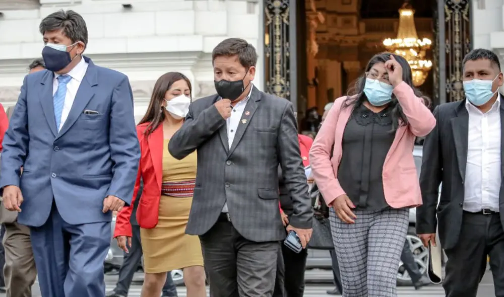 Waldemar Cerrón tampoco apoyó a su colega Guillermo Bermejo y decidió votar en abstención. Foto: La República Waldemar Cerrón tampoco apoyó a su colega Guillermo Bermejo y decidió votar en abstención. Foto: La República