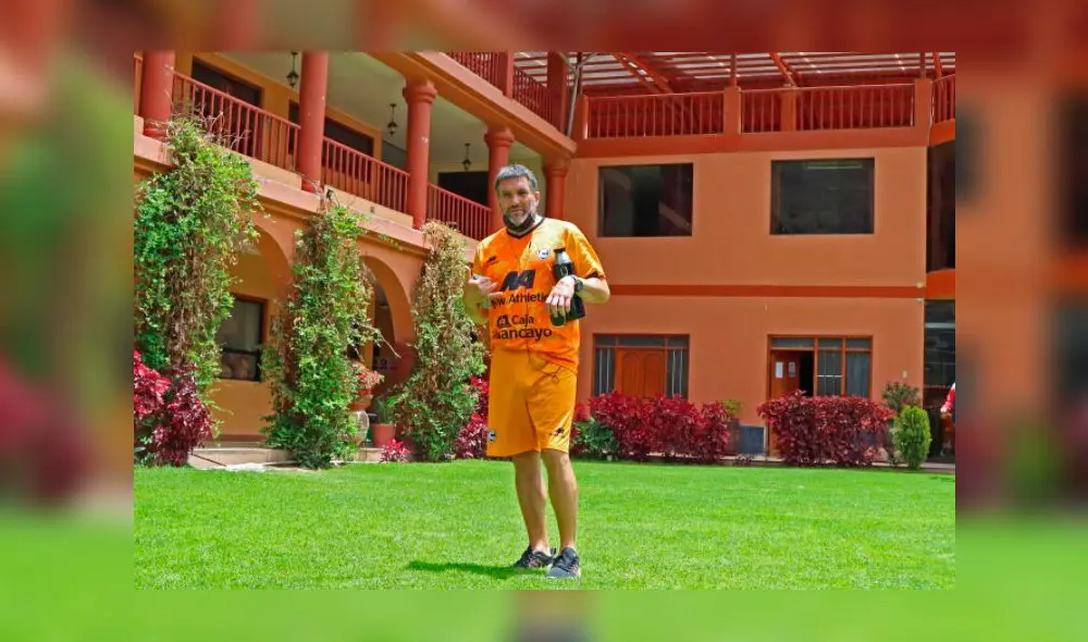 Gerardo Ameli en las instalaciones donde se concentra Cienciano Foto: Club Cienciano