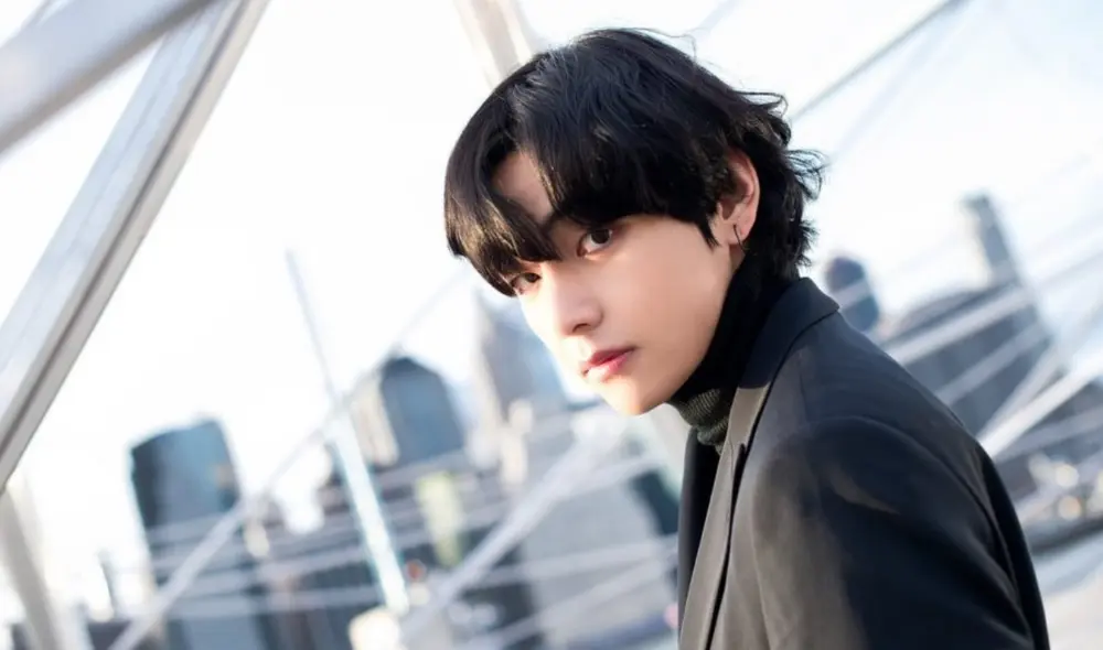 Kim Taehyung es integrante del grupo K-pop BTS y cumple años el 30 de diciembre. Foto: composición La República/Naver/Dispatch