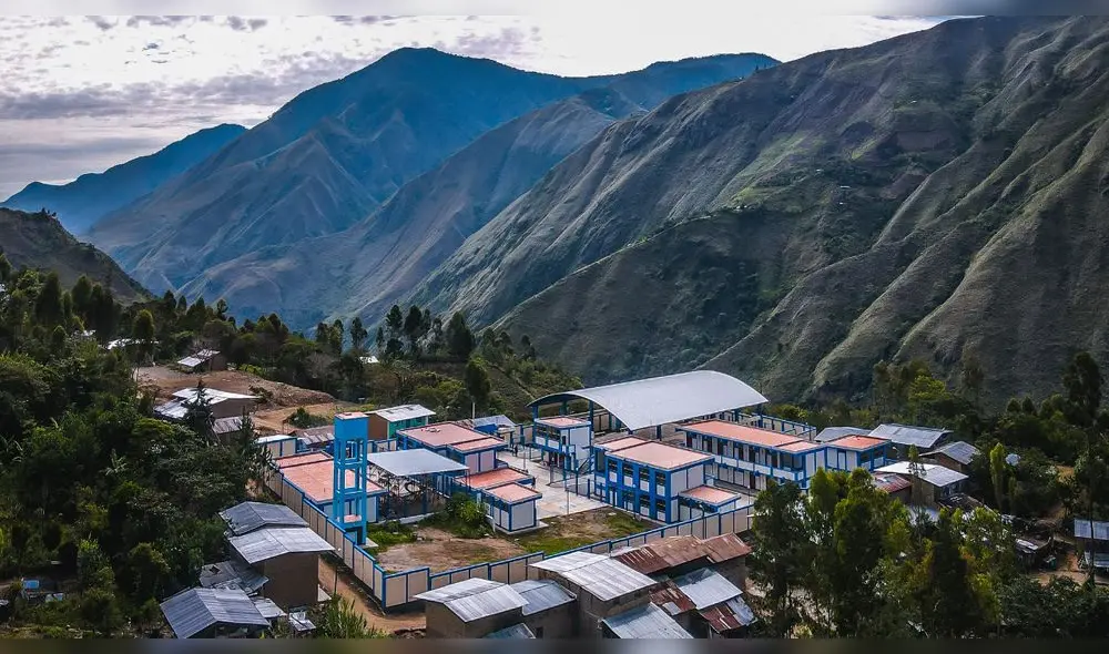 Colegio Máximo Llamo Cóndor del caserío de Shin Shin de Cañaris cuenta con moderna infraestructura. Foto: ARCC.