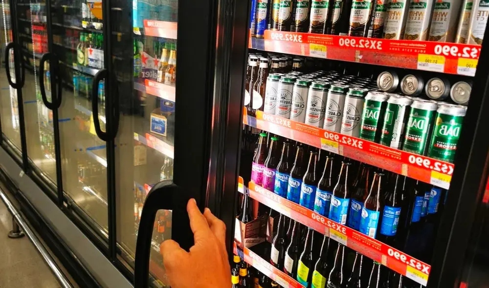 Conoce desde qué hora aplica la Ley Seca en Chile y a la hora en que termina, este domingo 19 de diciembre. Foto: composición LR. Conoce desde qué hora aplica la Ley Seca en Chile y a la hora en que termina, este domingo 19 de diciembre. Foto: composición LR.