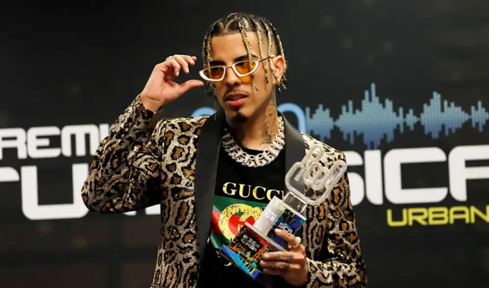 Raúl Alejandro Ocasio, más conocido por su nombre artístico como Rauw Alejandro, es un cantante y compositor puertorriqueño que nació en la capital boricua San Juan. Foto: EFE.