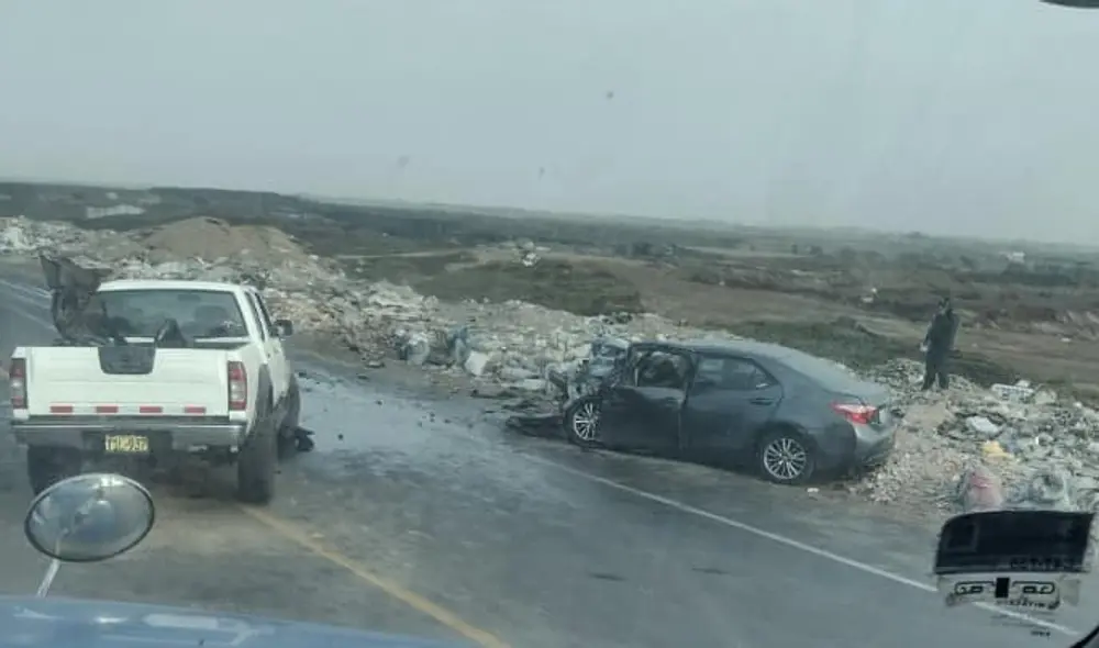 Los vehículos chocaron de forma frontal. Foto: Eduardo Goicochea