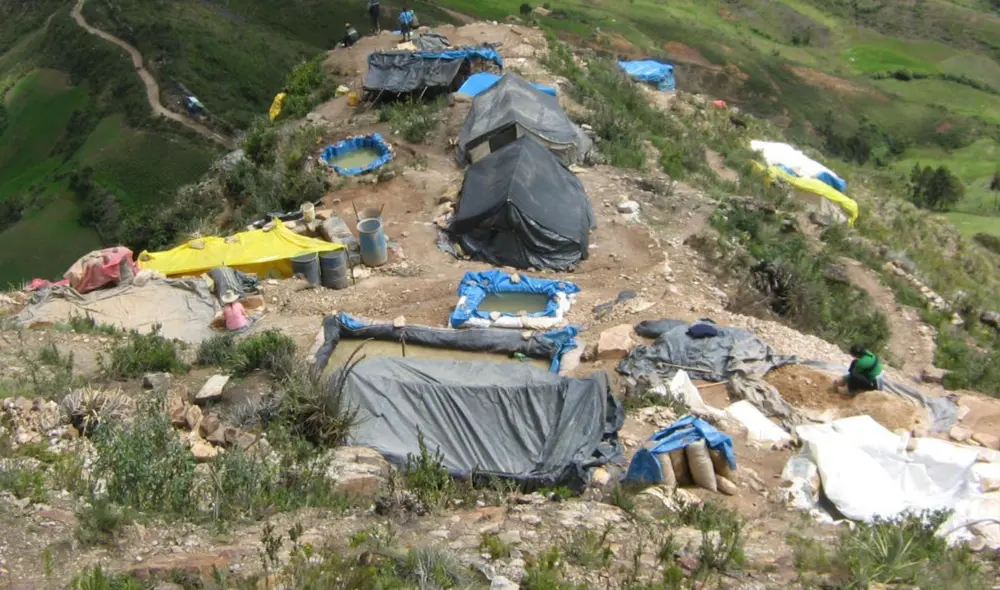 Minam apuntó que ampliación es un riesgo ambiental y un retroceso en la lucha contra la minería ilegal. Foto: Andina