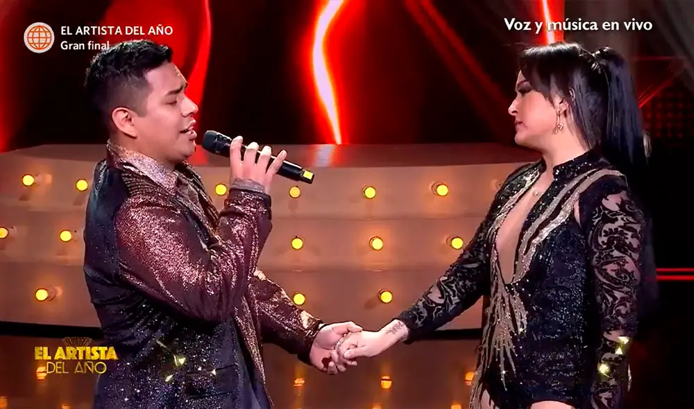 César Vega tuvo el apoyo de Daniela Darcourt en la final de El artista del año. Foto: captura de América TV