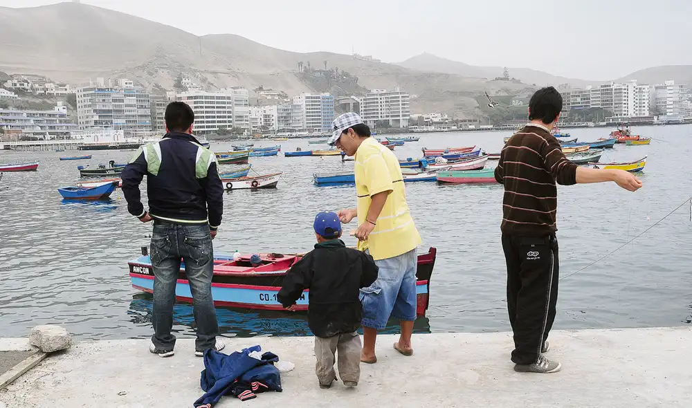Medida. Personas que no tengan la protección completa no ingresarán a espacios públicos. Foto: La República