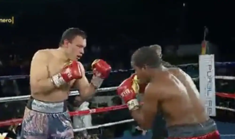 'Pantera' Zegarra perdió por fallo de los jueces pese a que se mostró mejor en los primeros rounds. Foto: captura de TV Azteca