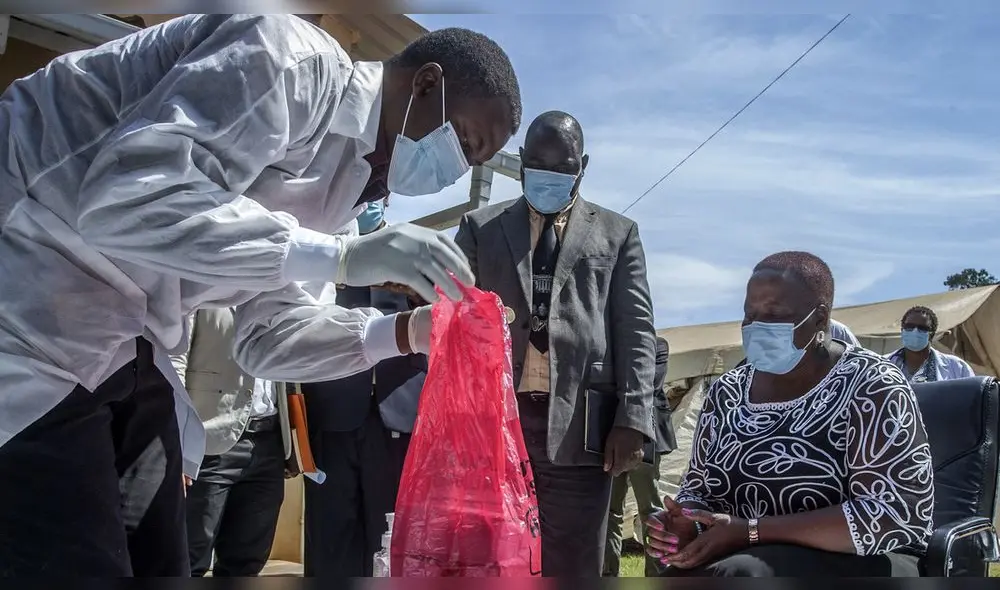 Millones de ciudadanos viven en áreas remotas y de difícil acceso o en zonas asoladas por la criminalidad y el terrorismo. Foto: AFP