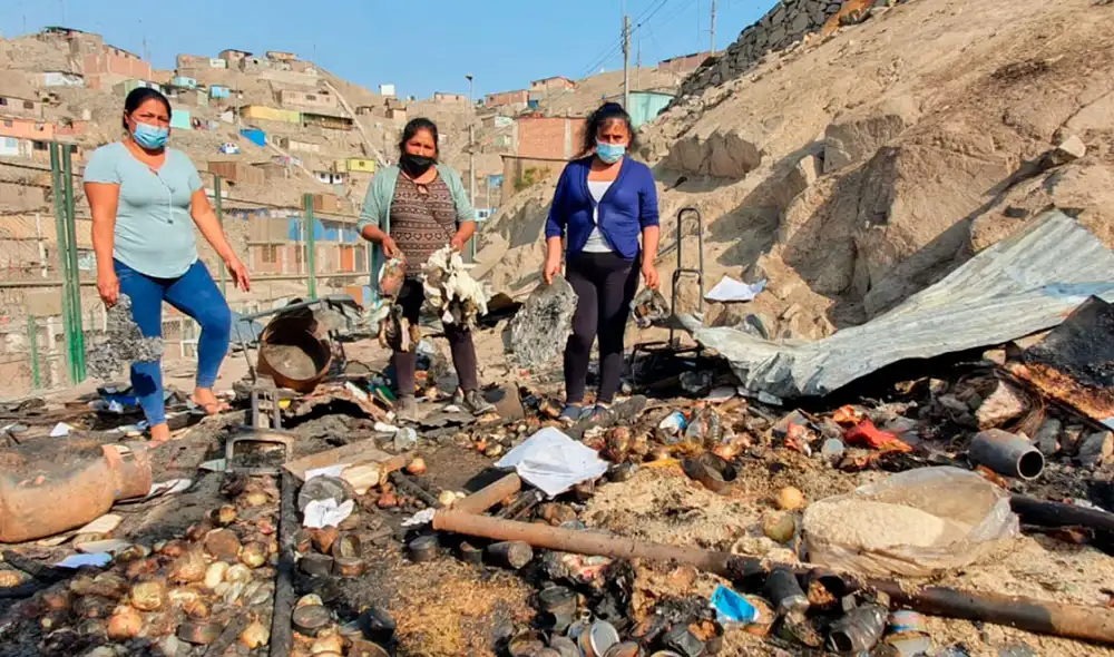 La presidenta del comedor popular señaló que pensaban realizar una chocolatada navideña para los niños y ancianos de Villa amauta. Foto: Urpi /La República La presidenta del comedor popular señaló que pensaban realizar una chocolatada navideña para los niños y ancianos de Villa amauta. Foto: Urpi /La República