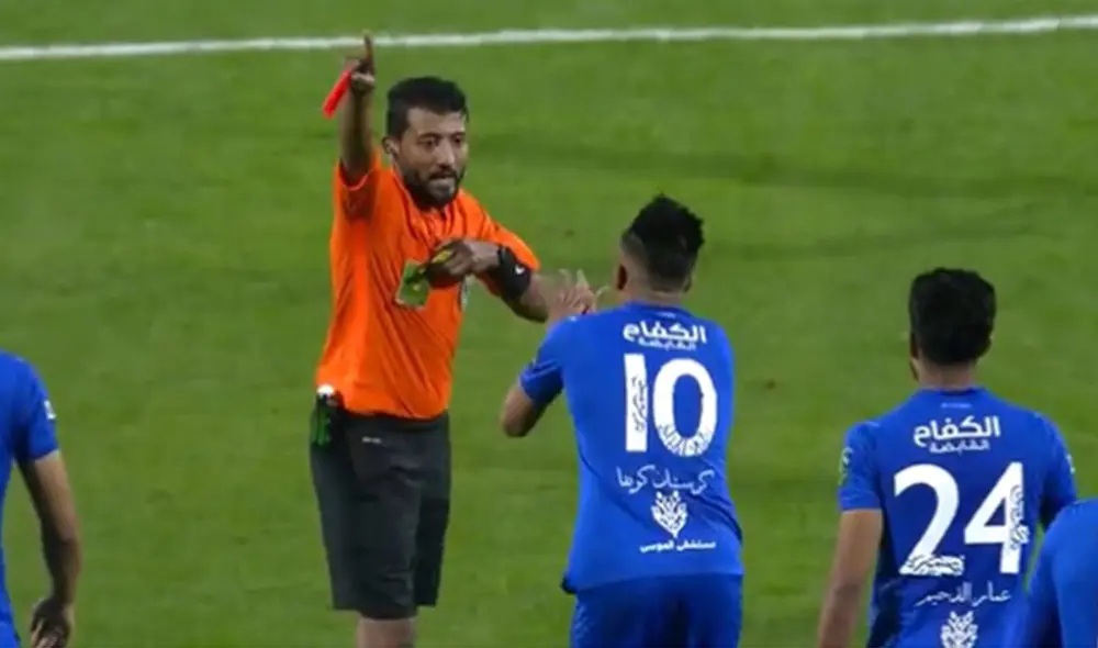 Christian Cueva no reaccionó bien ante la roja que le mostró el árbitro. Foto: captura de SSC Christian Cueva no reaccionó bien ante la roja que le mostró el árbitro. Foto: captura de SSC