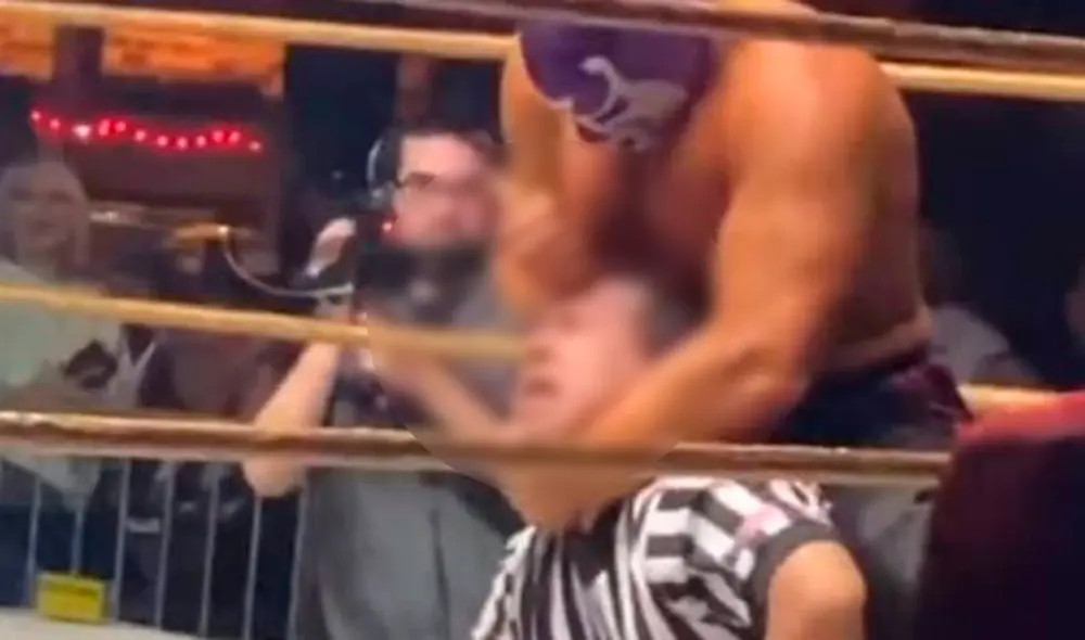 El público quedó en shock ante la escalofriante escena, que solo pudo terminar gracias a la intervención de otro participante del evento. Foto: captura-Marca El público quedó en shock ante la escalofriante escena, que solo pudo terminar gracias a la intervención de otro participante del evento. Foto: captura-Marca