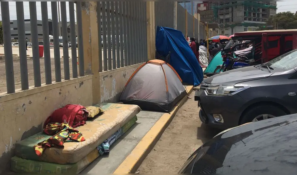 Personas proceden de distintas provincias de Lambayeque y otras regiones. Foto: Rosa Quincho/URPI-LR Personas proceden de distintas provincias de Lambayeque y otras regiones. Foto: Rosa Quincho/URPI-LR