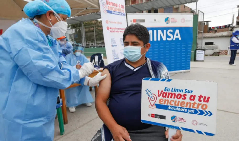 Más de 24 millones de personas recibieron su primera dosis. Foto: Minsa