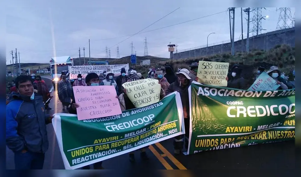 Bloqueo. Ahorristas cerraron vías en señal de protesta.