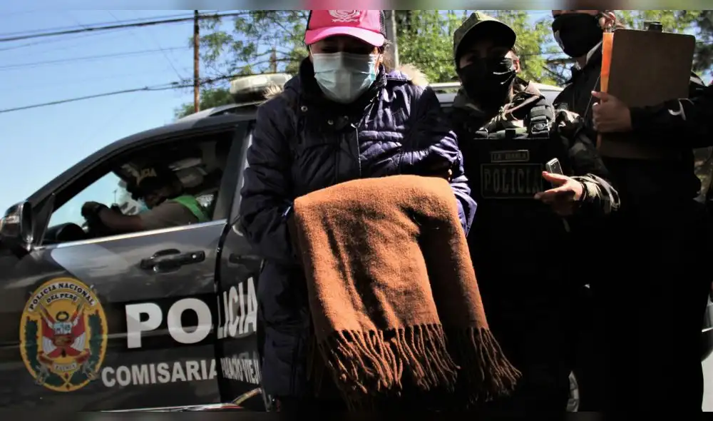 Defensa. Consejera Flores aceptó que recomendó gente.