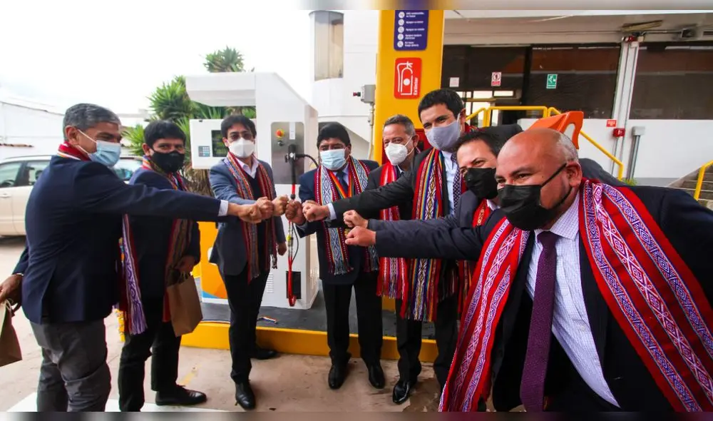 Inauguración de gasocentro.