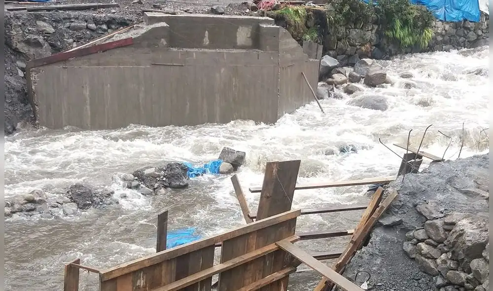 Senamhi exhortó a población tomar las precauciones. Foto: Radio Fama Limbani Senamhi exhortó a población tomar las precauciones. Foto: Radio Fama Limbani