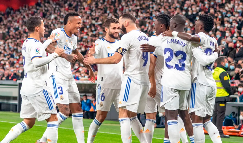 Karim Benzema anotó dos goles en el primer tiempo. Foto: EFE