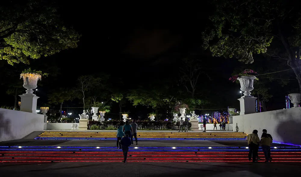 DolarToday y Dólar Monitor no han reccionado a la llegada de la variante ómicron en Venezuela, donde Nicolás Maduro no ha ordenado cambios de cara a la Navidad. Foto: EFE DolarToday y Dólar Monitor no han reccionado a la llegada de la variante ómicron en Venezuela, donde Nicolás Maduro no ha ordenado cambios de cara a la Navidad. Foto: EFE