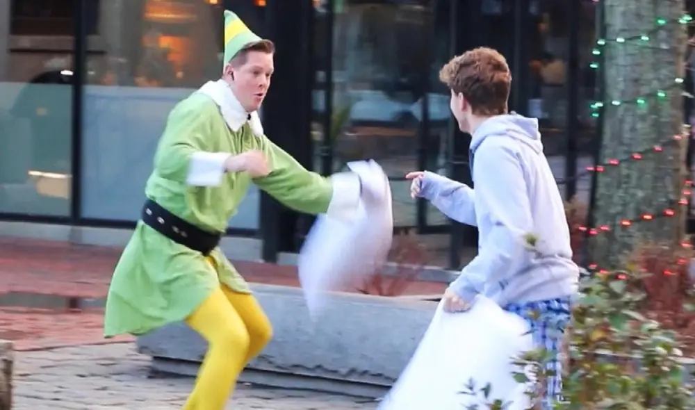 Realiza improvisada competencia en la calle para conseguir dinero y ayudar a niños de un hospital. Foto: captura de Facebook