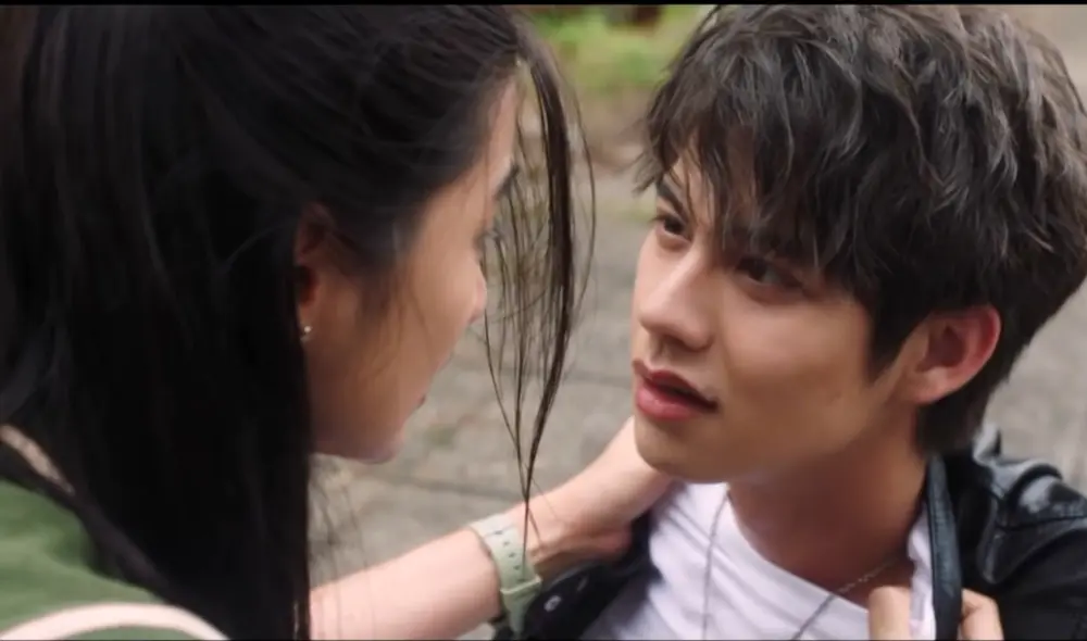 Gorya se enfrentó a Thyme, el líder de los F4, en la escena final del episodio 1 de F4 Thailand. Foto: GMMTV