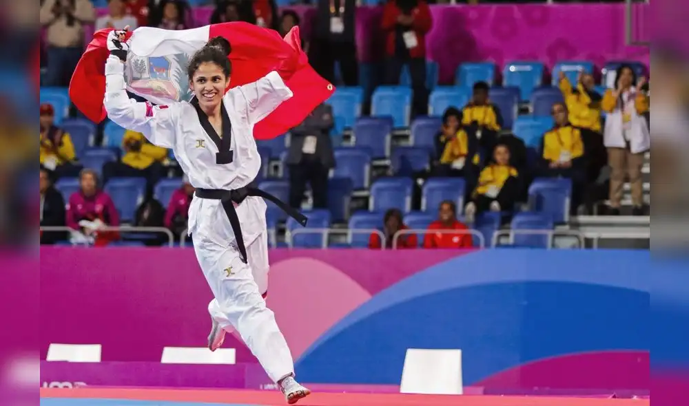 Angélica Espinoza el día que se consagró campeona paralímpica en Tokyo.