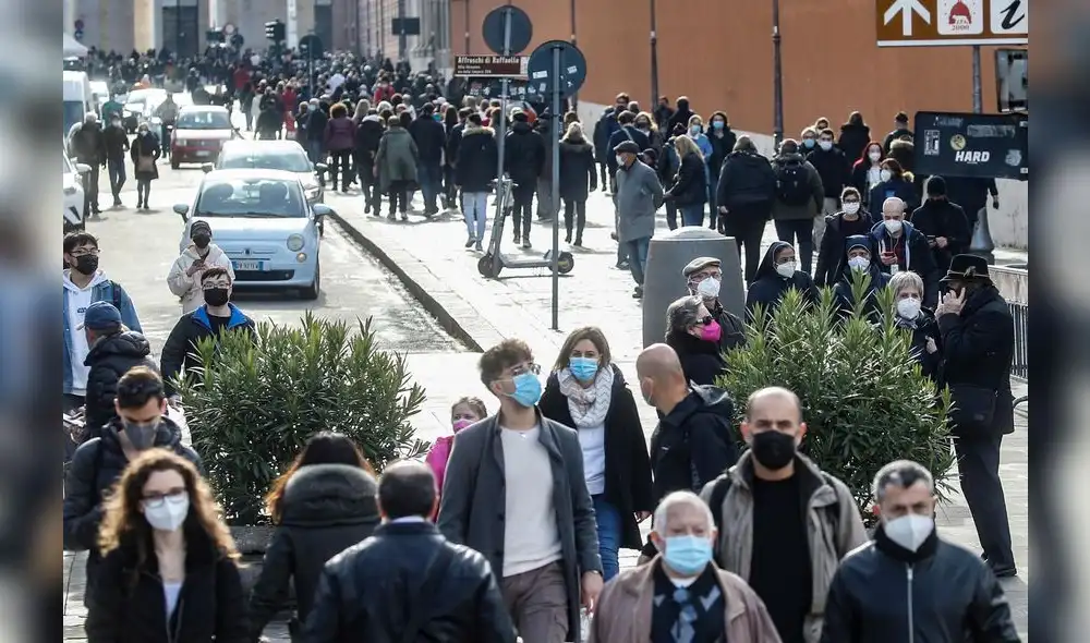 La situación epidemiológica y sobre todo de presión en los hospitales está empeorando. Foto: EFE La situación epidemiológica y sobre todo de presión en los hospitales está empeorando. Foto: EFE
