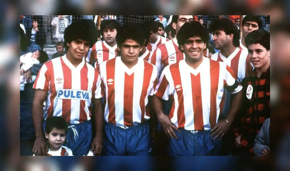 Los tres hermanos Maradona: Raúl, Hugo y Diego. Foto: EFE. Los tres hermanos Maradona: Raúl, Hugo y Diego. Foto: EFE.