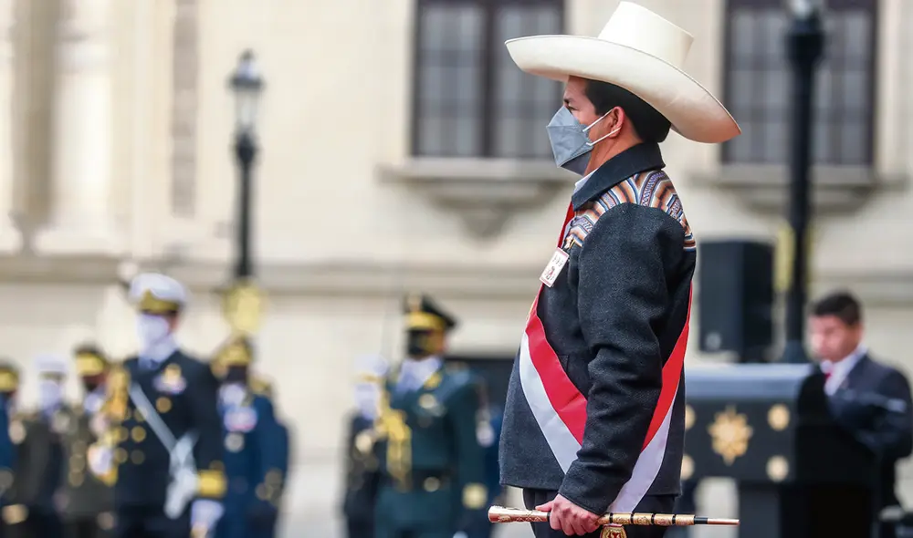 Gobierna de costado. Para muchos el que aún actúa como candidato, el que elige mal a ministros, el que intenta ‘sobrevivir’. Foto: difusión Gobierna de costado. Para muchos el que aún actúa como candidato, el que elige mal a ministros, el que intenta ‘sobrevivir’. Foto: difusión