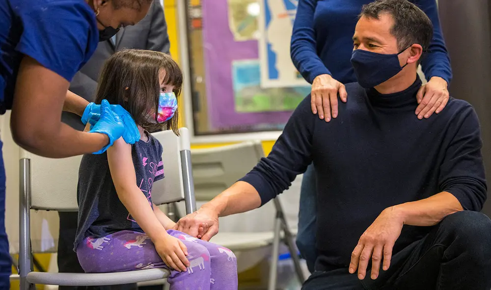 Las autoridades en EE. UU. insistieron en la necesidad de vacunarse contra el coronavirus. Foto: AFP Las autoridades en EE. UU. insistieron en la necesidad de vacunarse contra el coronavirus. Foto: AFP