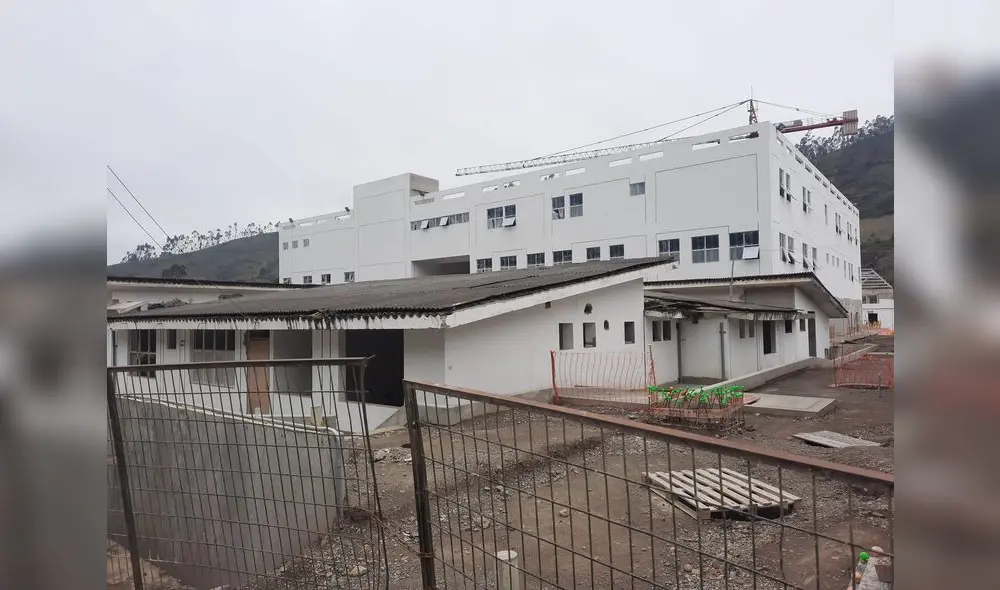 Población en la incertidumbre tras la resolución del contrato de 4 hospitales. Foto: Riener Carrasco