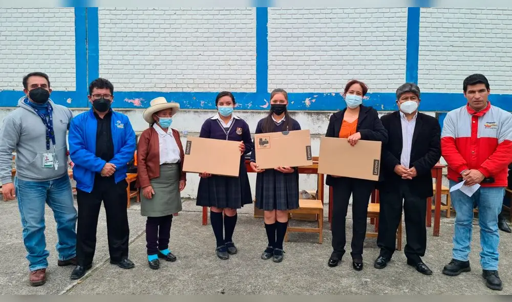 Grupo Gacirlasinos 2021 del colegio Garcilaso de la Vega de Vista Alegre ganó concurso de conocimientos Foto: Gold Fields. Grupo Gacirlasinos 2021 del colegio Garcilaso de la Vega de Vista Alegre ganó concurso de conocimientos Foto: Gold Fields.