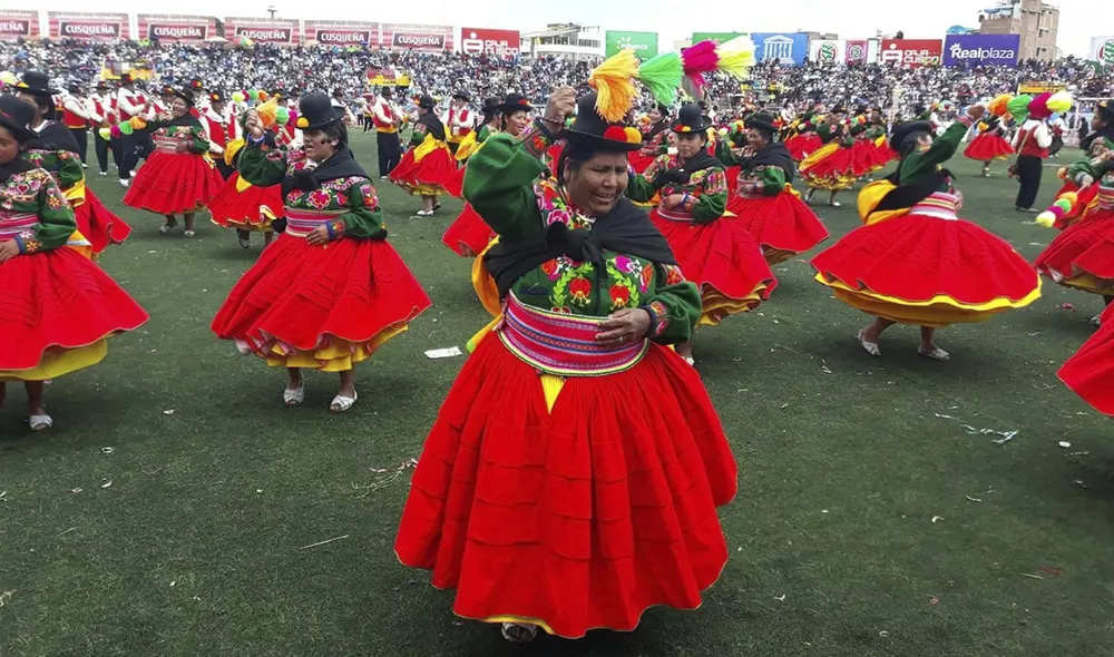 Federación Regional de Folklore y Cultura de Puno insiste en el desarrollo de la fiesta. Foto: La República Federación Regional de Folklore y Cultura de Puno insiste en el desarrollo de la fiesta. Foto: La República