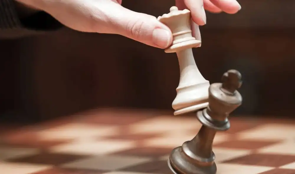 El portal es una excelente herramienta para aprender estrategias nuevas y mejorar tu juego en el ajedrez con gente de todo el mundo. Foto: Muy Interesante El portal es una excelente herramienta para aprender estrategias nuevas y mejorar tu juego en el ajedrez con gente de todo el mundo. Foto: Muy Interesante