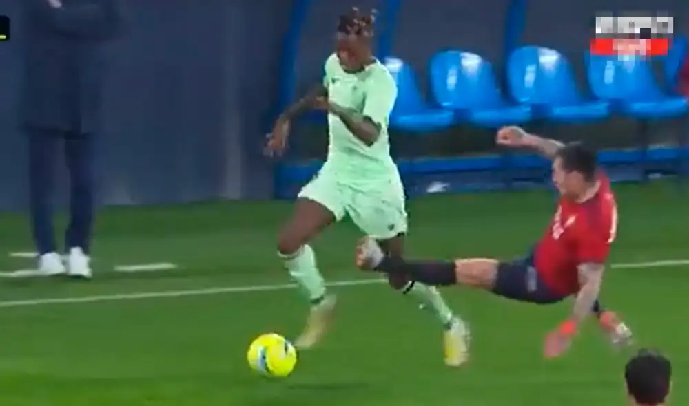 Ezequiel ‘El Chimy’ Ávila pudo lesionar de gravedad a Nico Williams. Foto: captura de ESPN