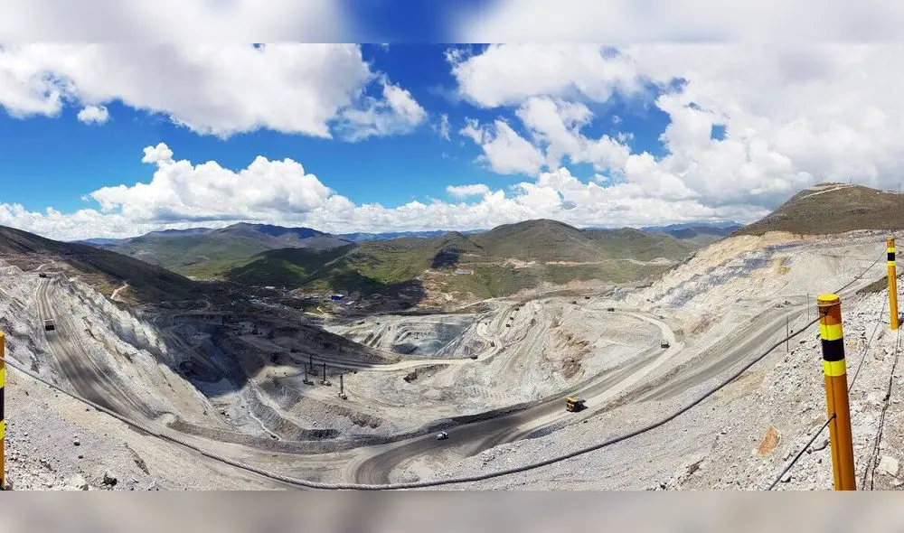 Las Bambas cruza a lo largo del Corredor Minero del Sur un total de ventiocho comunidades, de las cuales veinticinco corresponden a la región Cusco, una a Arequipa, y dos a Apurímac. Foto: MMG Las Bambas cruza a lo largo del Corredor Minero del Sur un total de ventiocho comunidades, de las cuales veinticinco corresponden a la región Cusco, una a Arequipa, y dos a Apurímac. Foto: MMG
