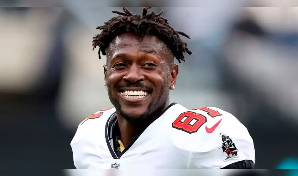 Antonio Brown llegó a Tampa Bay Buccaneers en 2020. Foto: AFP