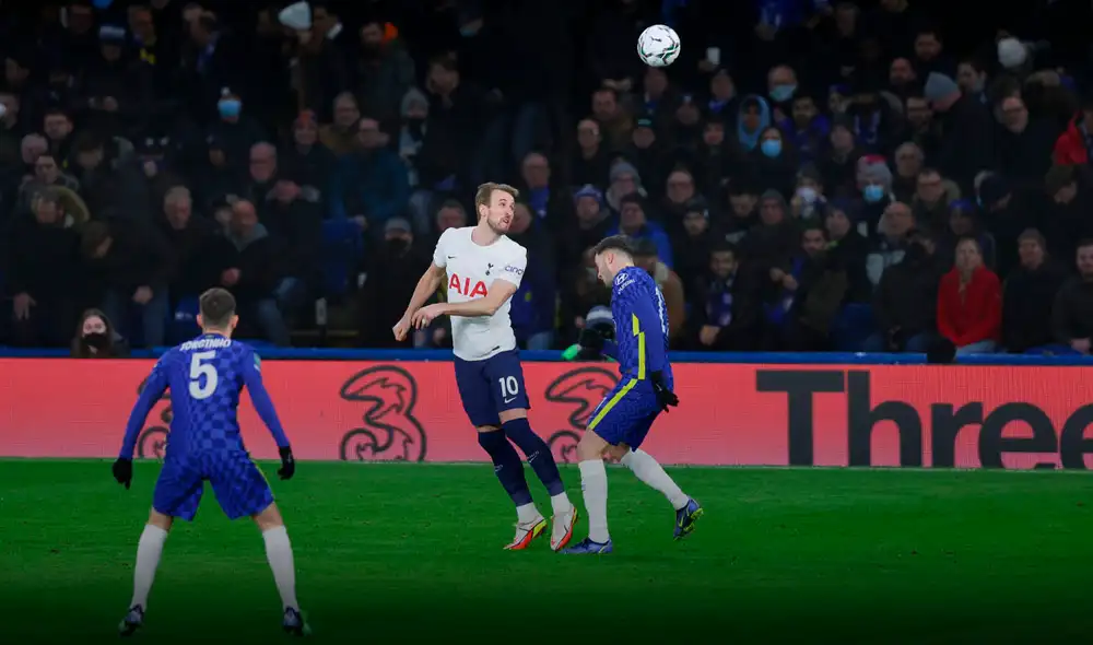 Al final del primer tiempo, Tottenham no remató ninguna vez al arco de Chelsea, mientras que los blues lo hicieron 10 veces. Foto: Carabao Cup