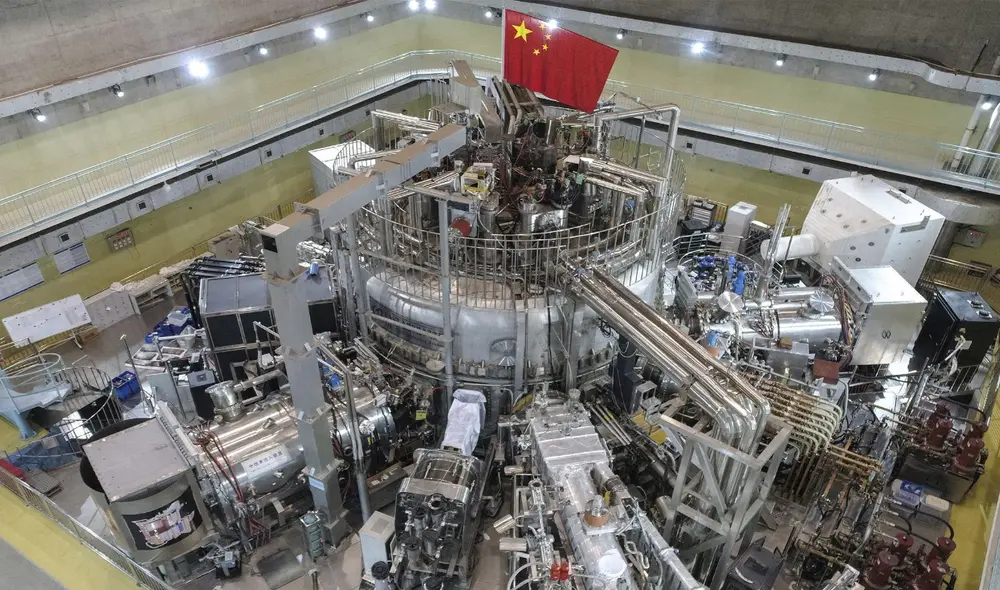 Este es el reactor Tokamak HL-2M, llamado 'Sol artificial', en China. Foto: AFP