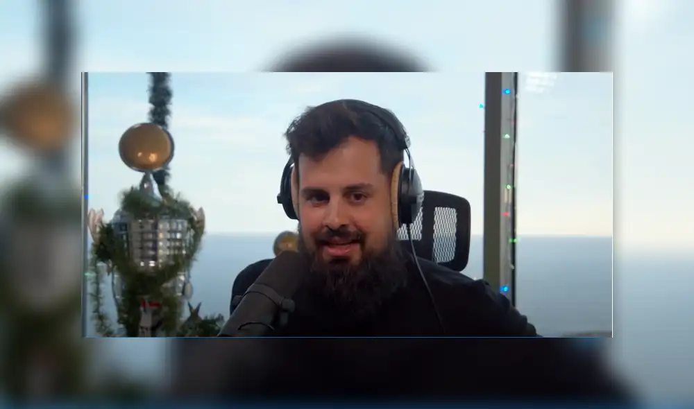 Papo reacciona a su batalla contra Mecha. Foto: captura de YouTube