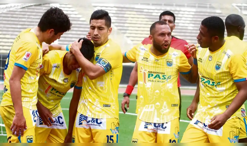 La temporada pasada, Carlos Stein arrancó en primera pero fue enviado a segunda por una resolución del TAS a favor de Alianza Lima. Foto: Liga 1