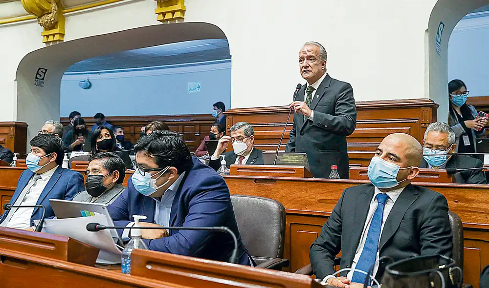 Vacadores. Pretendieron destituir al presidente mientras regulaban la Constitución a su favor. Foto: Congreso Vacadores. Pretendieron destituir al presidente mientras regulaban la Constitución a su favor. Foto: Congreso