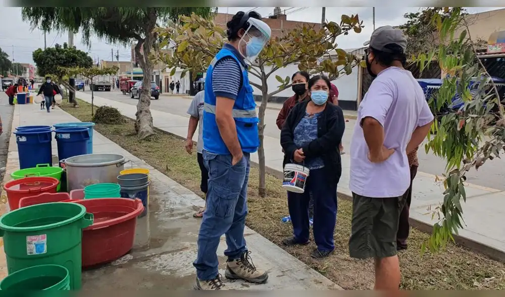 Sunass fiscaliza cortes del servicio de agua potable. Foto: Sunass.