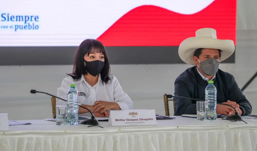 Pedro Castillo y Mirtha Vásquez dieron inicio a sesión descentralizada del Consejo de Ministros en Moquegua. Foto: PCM
