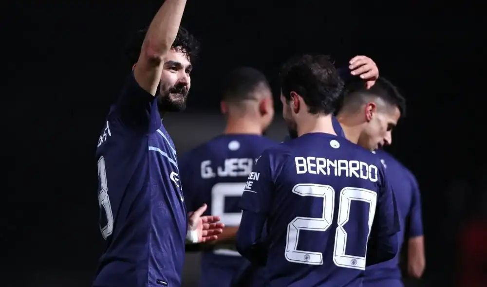 Gündogan anotó el tercer gol del partido ante el Swindon Town . Foto: ESPN. Gündogan anotó el tercer gol del partido ante el Swindon Town . Foto: ESPN.