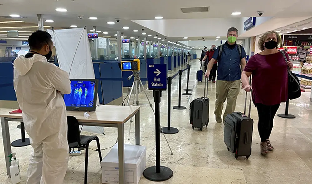 El presidente Andrés Manuel López Obrador reconoció la semana anterior el repunte de la pandemia, pero ha rechazado poner medidas de confinamiento. Foto: AFP El presidente Andrés Manuel López Obrador reconoció la semana anterior el repunte de la pandemia, pero ha rechazado poner medidas de confinamiento. Foto: AFP